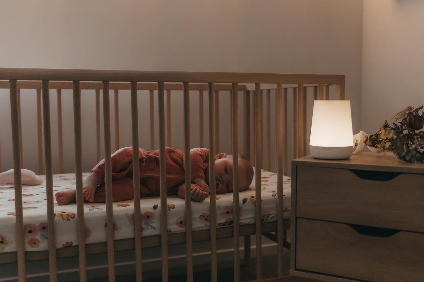 Sleep Assist Smart LullaGlowPRO™